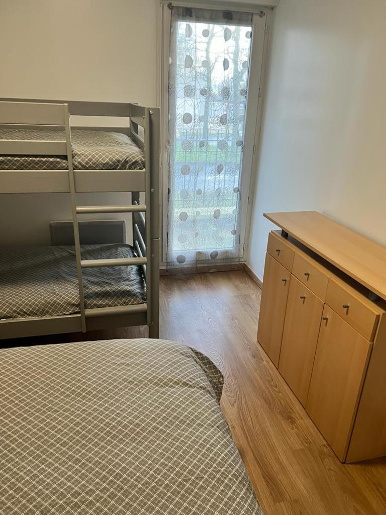 מונטבראן Appartement 5Min Gare Rer Disneyland Paris Val D'Europe La Vallee Village Parking Inclus מראה חיצוני תמונה