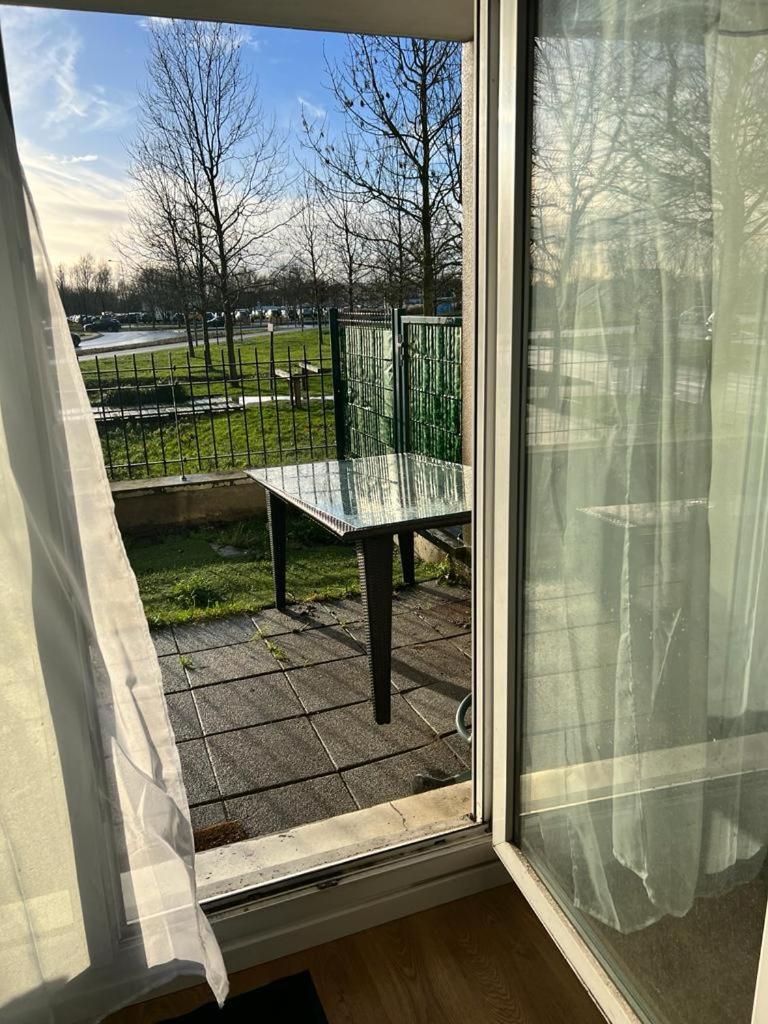 מונטבראן Appartement 5Min Gare Rer Disneyland Paris Val D'Europe La Vallee Village Parking Inclus מראה חיצוני תמונה