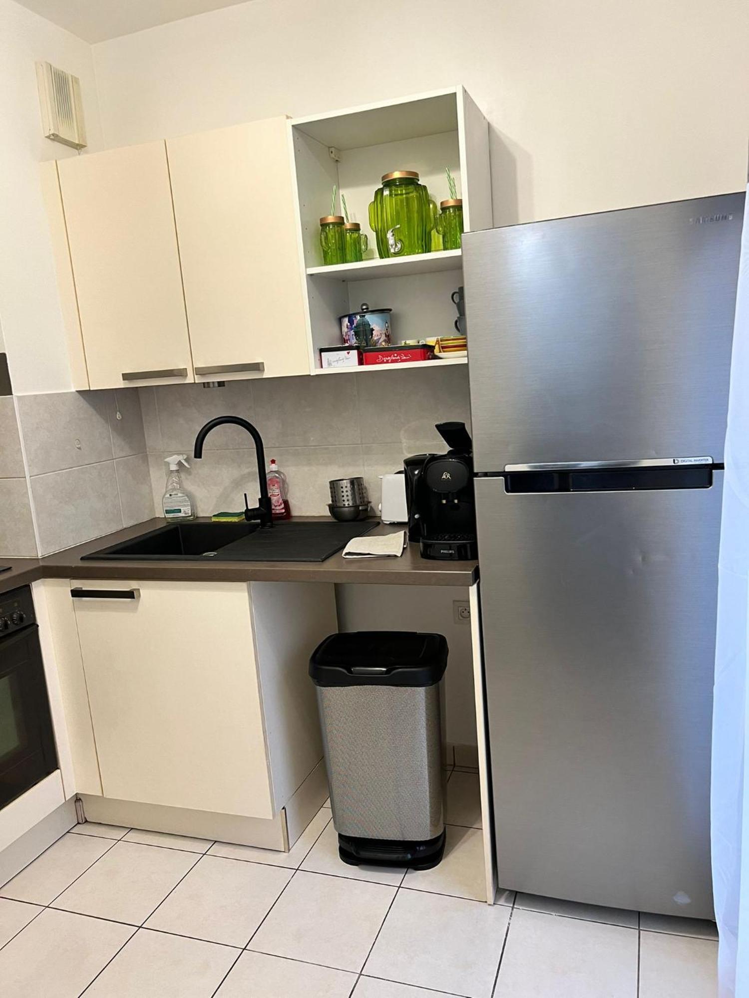 מונטבראן Appartement 5Min Gare Rer Disneyland Paris Val D'Europe La Vallee Village Parking Inclus מראה חיצוני תמונה