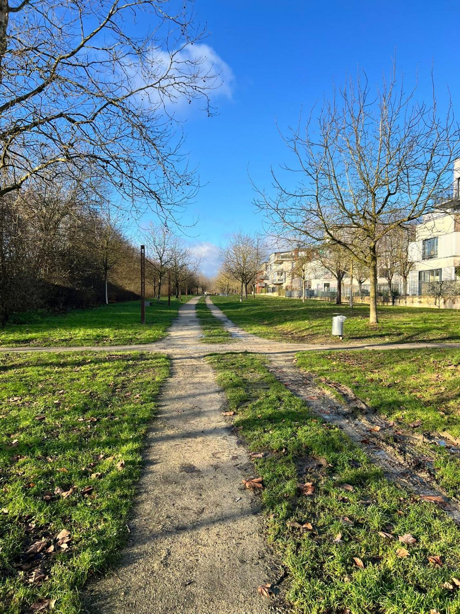 מונטבראן Appartement 5Min Gare Rer Disneyland Paris Val D'Europe La Vallee Village Parking Inclus מראה חיצוני תמונה
